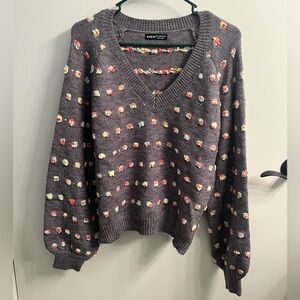 Colorful spot sweater